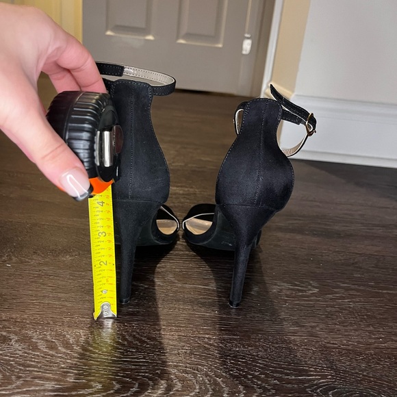 Velvet stiletto heels - Picture 2 of 3